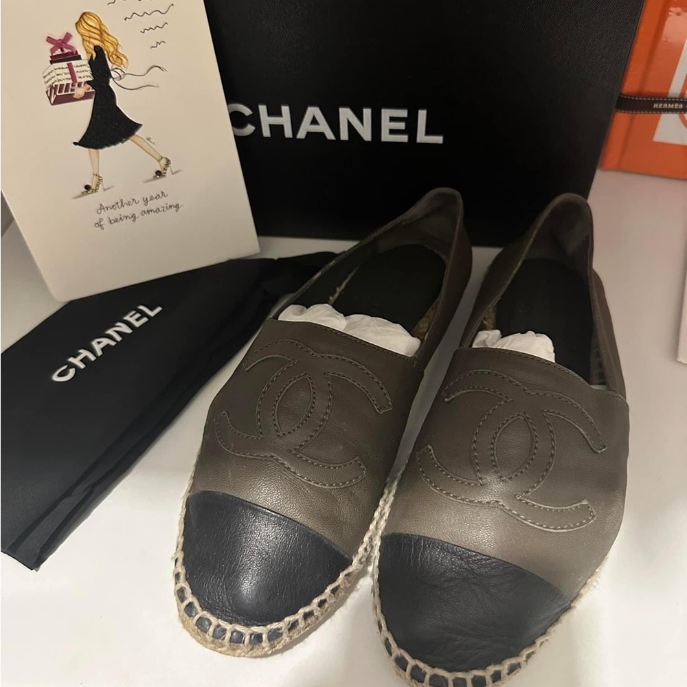 Chanel Espadrilles, Sz 38, fit like 37